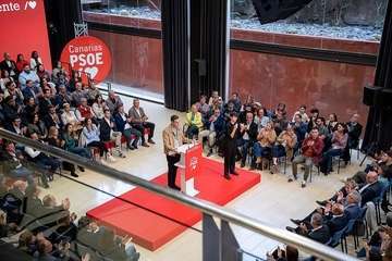 Los socialistas de Telde arropan a un Pedro Sánchez convencido del triunfo de su partido en las Islas/Acfi Press y TA.